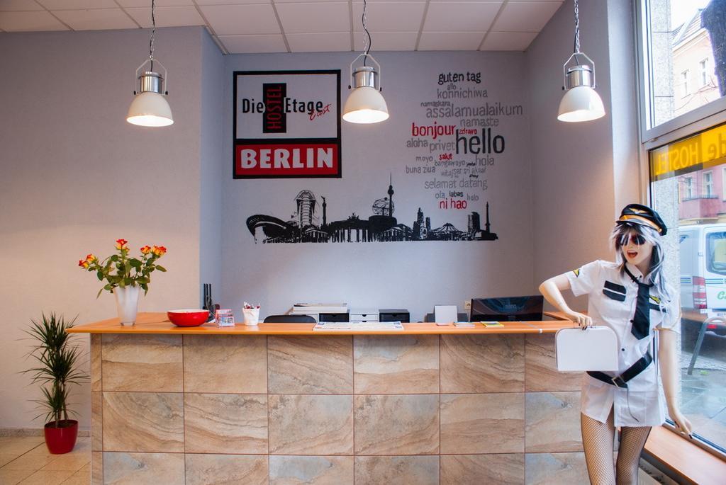 Hostel Die Etage East Berlin Exterior foto
